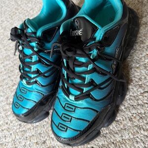 Aris Men Women Steel Toe work shoes